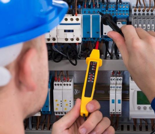 électriciens