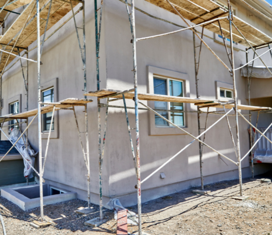 Acheter une maison à rénover en 2026 : les nouveaux réflexes à adopter avant de visiter